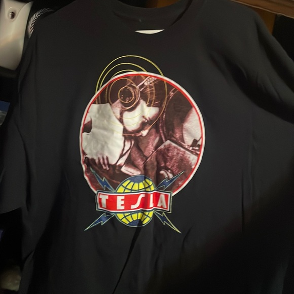 Other - Tesla band world tour 1989 reprint shirt. Mens 2xl